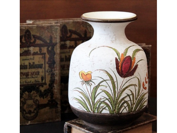 Rezervat -  Vaza din ceramica pictata manual